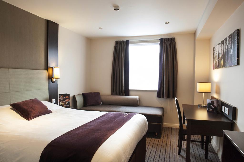 Premier Inn Dover Central - Eastern Ferry Terminal Quarto foto